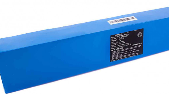 Cum să-ți încarci trotineta electrică corect?